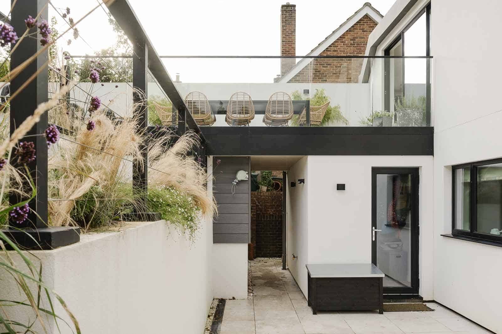 Upside Down House Extension, Haslemere, Surrey, view 2