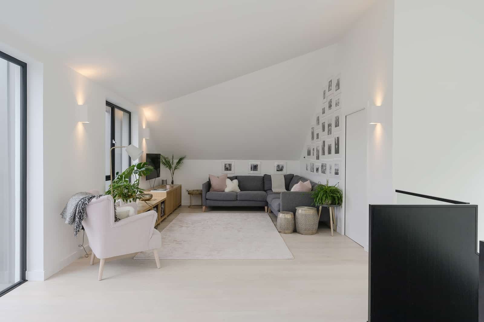 Upside Down House Extension, Haslemere, Surrey, view 10