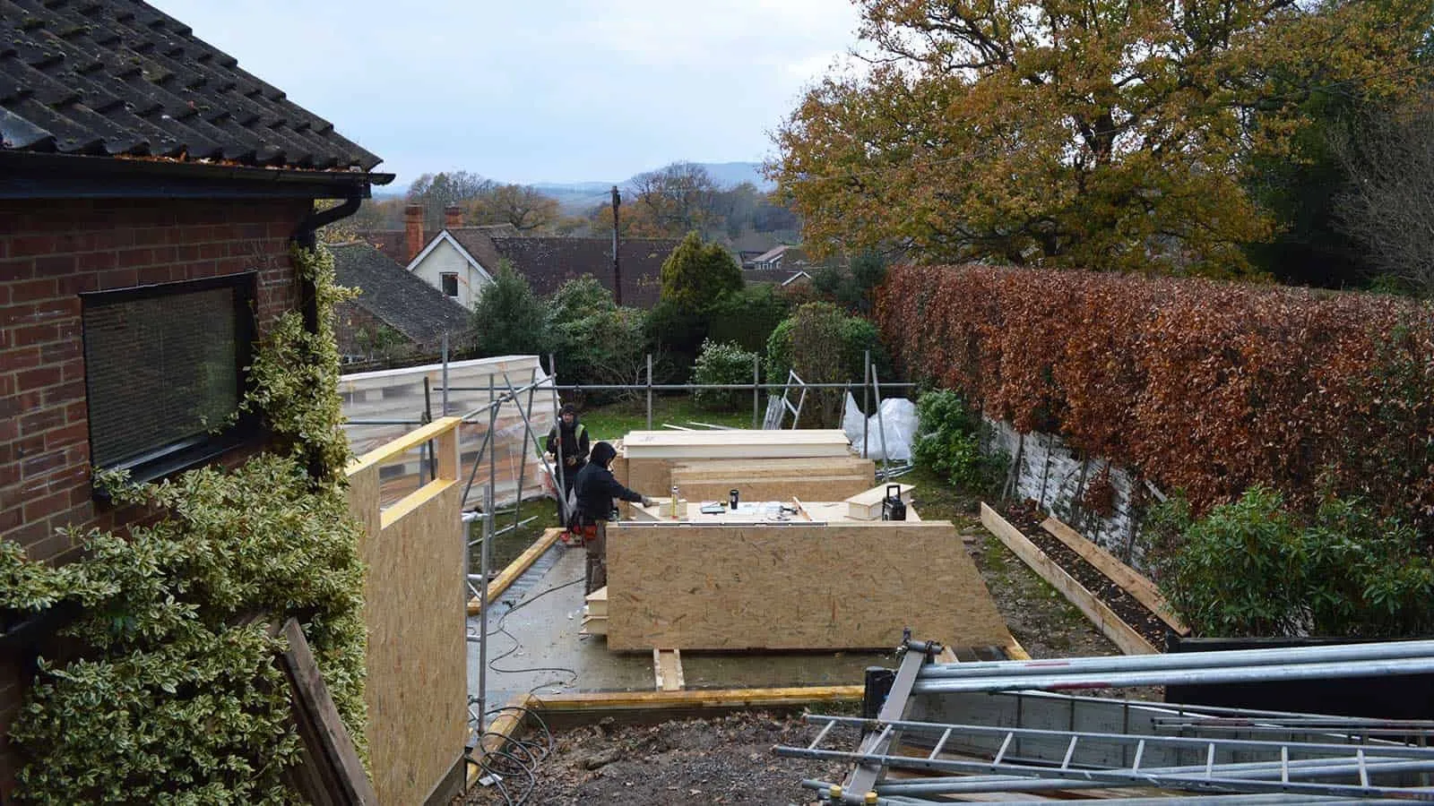 Near-Passivhaus Annex - SIPs Day 2